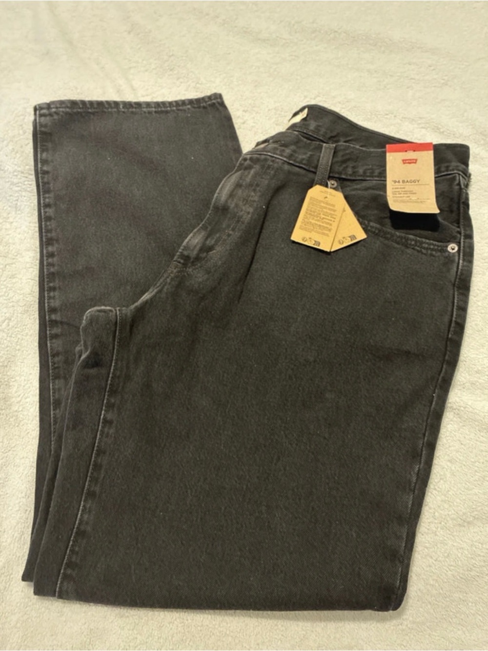 Levi's Mid-Rise Women's Jeans - Washed Black - 94’ Baggy